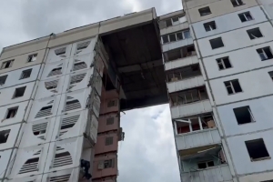 В Белгороде обрушился целый подъезд многоэтажки из-за попадания снаряда (Обновлено)